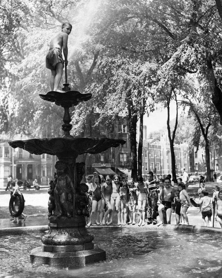 Lincoln Park Fountain