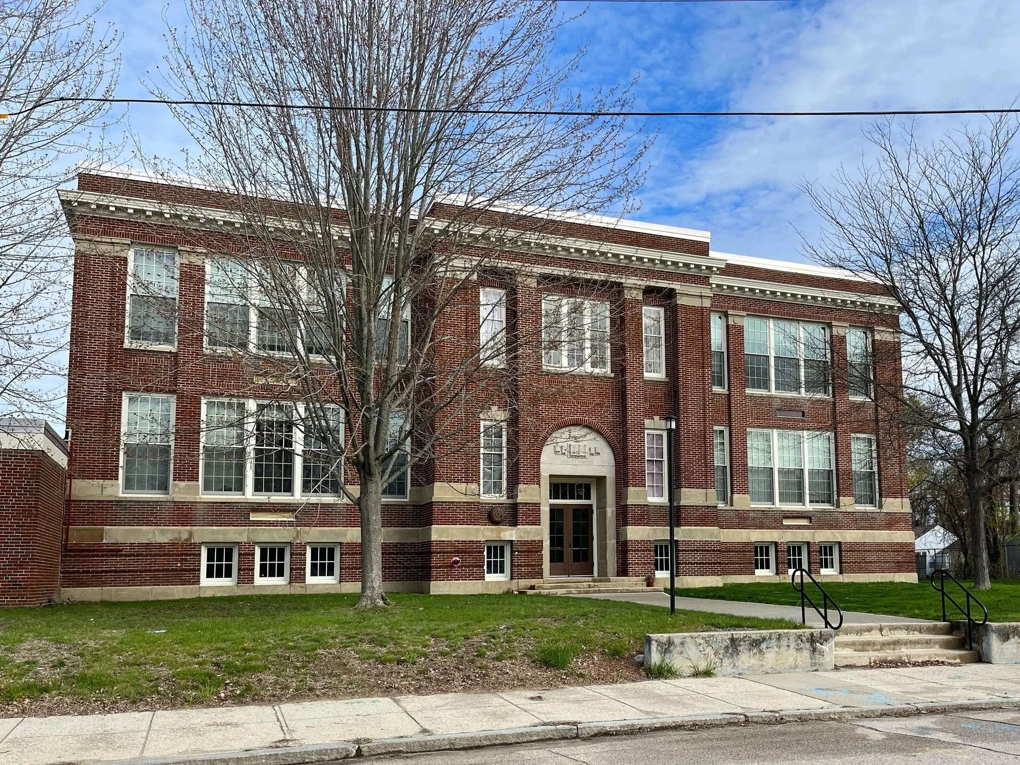 Reed+School+-+Exterior.jpg