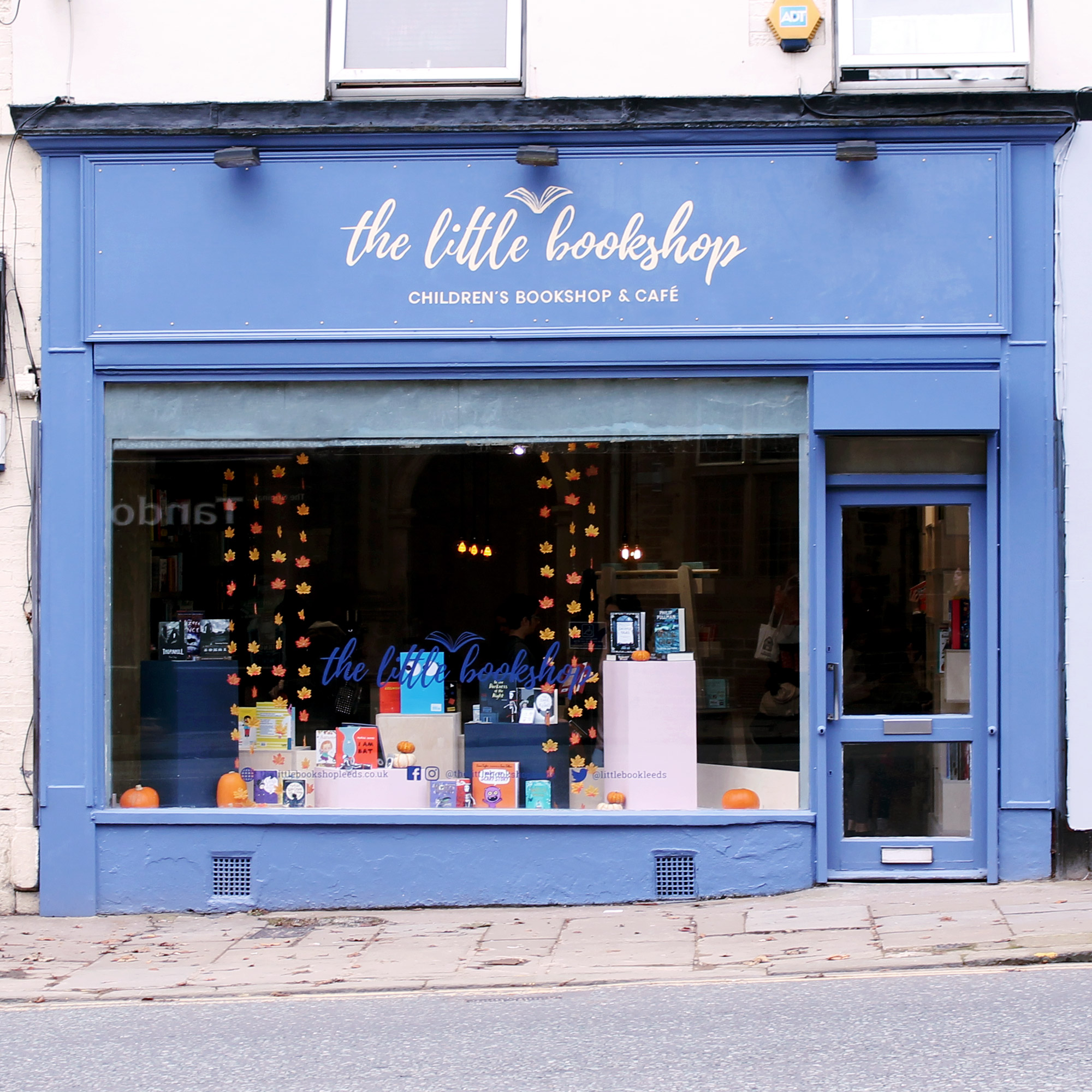 The-Little-Bookshop-Shop-Front-Web.jpg