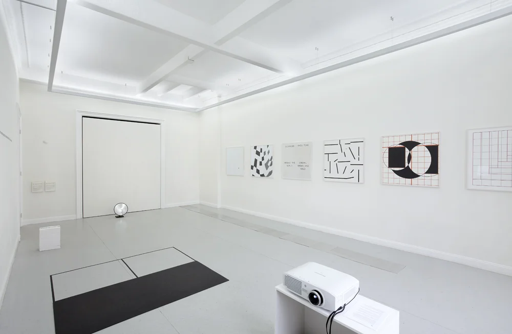  (Re-)locating the Self  Kuratiert von Marc Glöde  24.01.2012 - 01.02.2012    