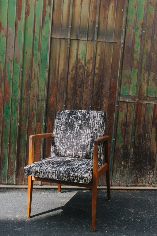 BOGART MCM ACCENT CHAIR