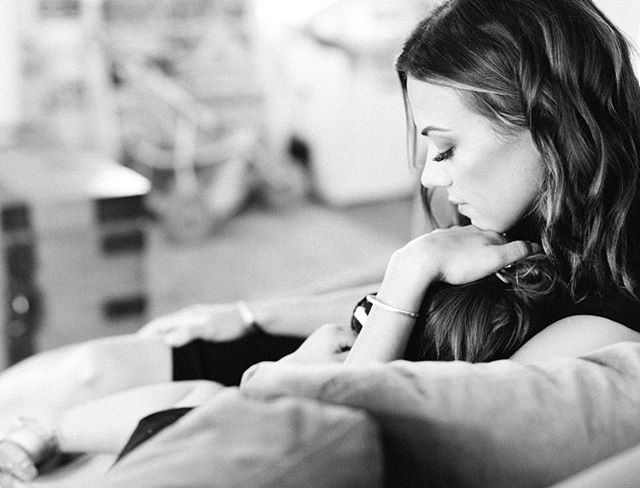 I wanted to share this sneak peek of a moment that I LOVED from yesterday&rsquo;s shoot.  The moment little Jolie snuggled up to her mom, (@kramergirl) she just relaxed into her and I thought, &ldquo;We all want that person that lets you just relax i