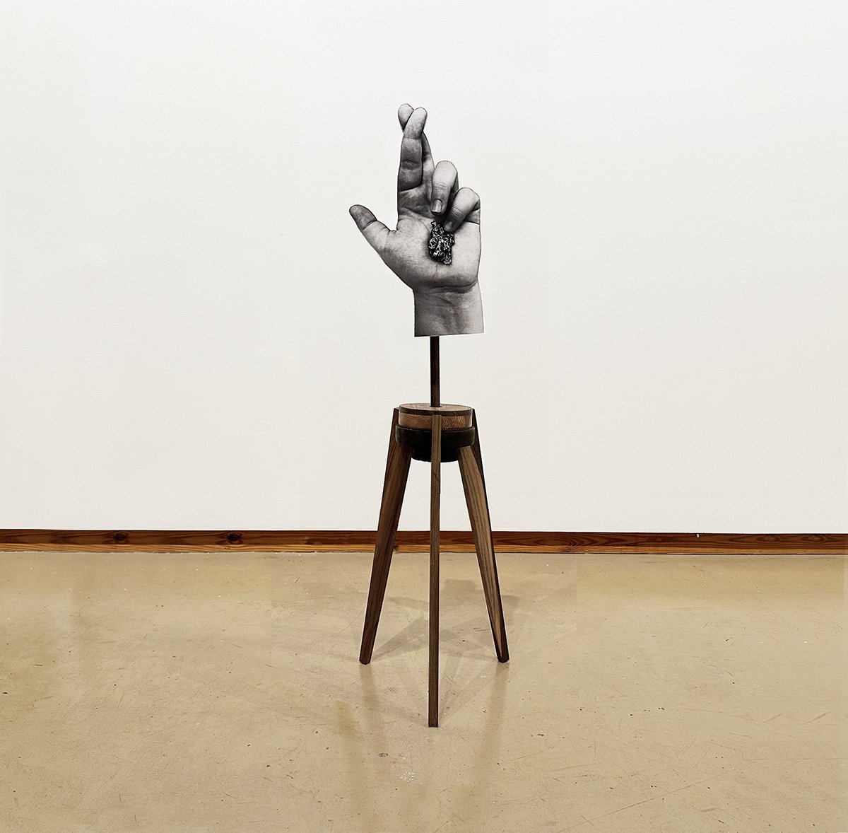 Sean Miller, Photosculpture Illustrating Hand Exercise to Safely Induce the Hodges Effect, 2021-24
