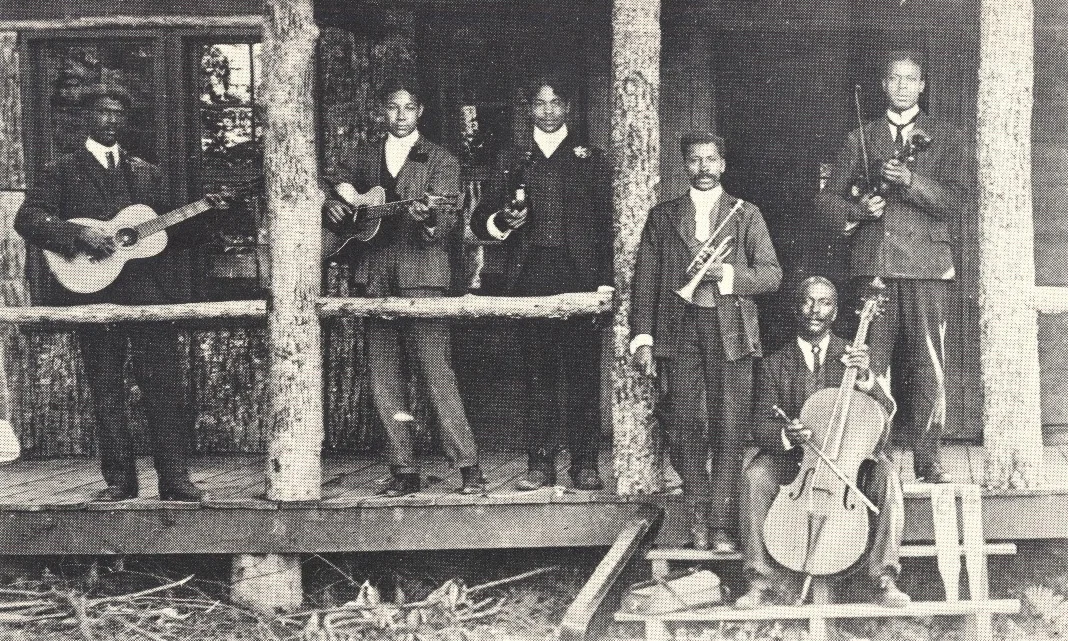 “Skyland Orchestra” (c. 1900) Black dance musicians at a summer resort in the Blue Ridge Mountains of Virginia (from: George Freeman. Pollock, Skyland: The Heart of the Shenandoah National Park )
