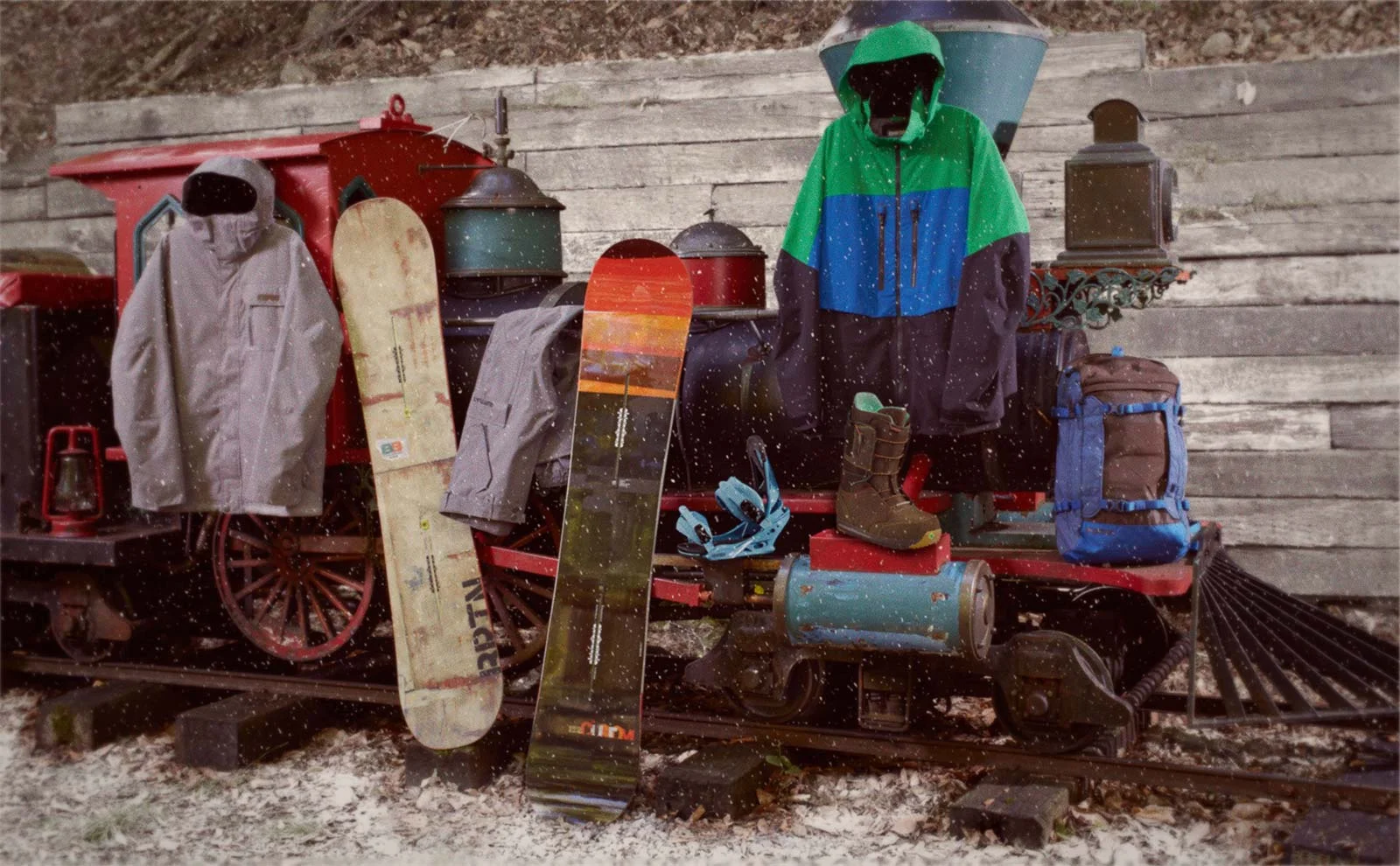 Burton Holiday 2014 Mens Snowboarding Gear