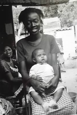 Woman from Dakar, 2001