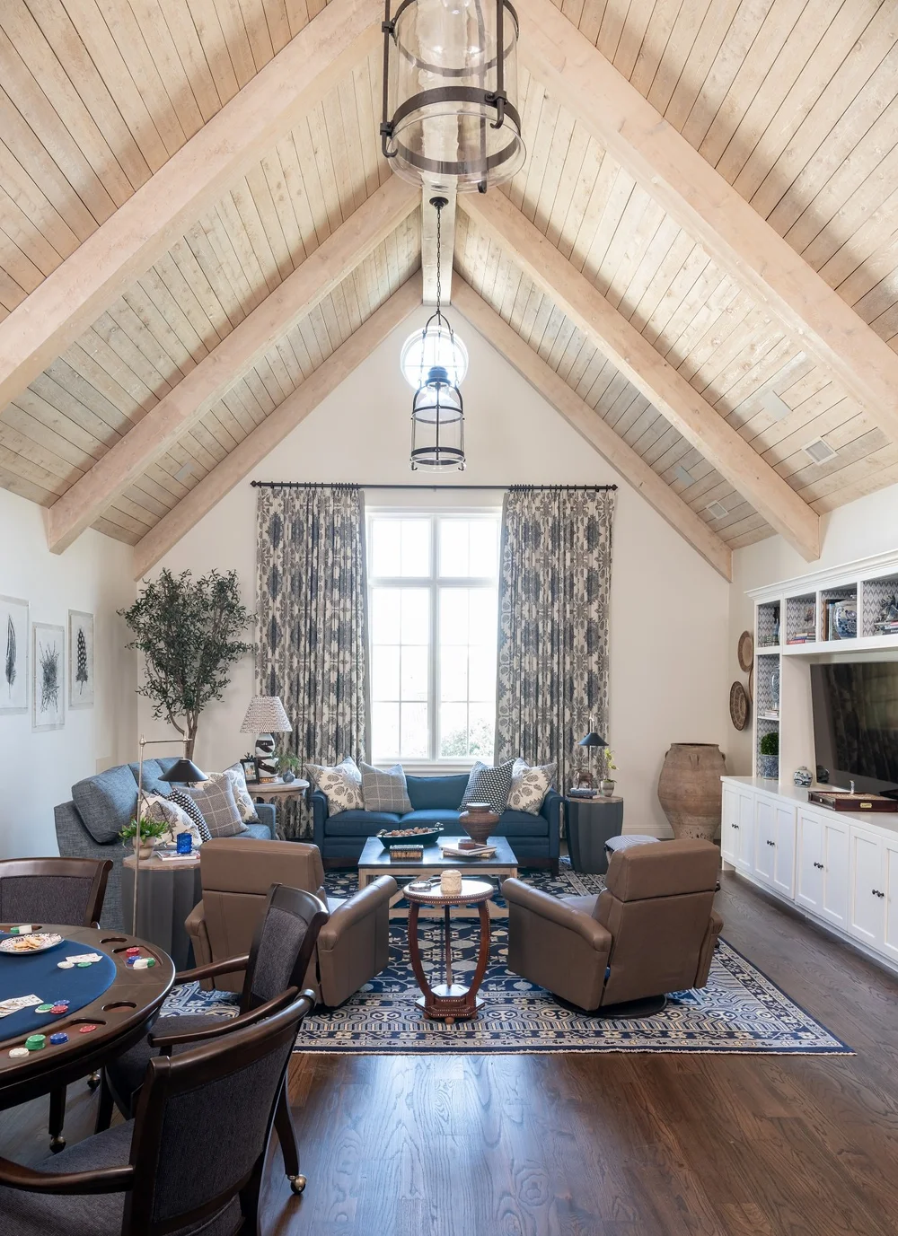 Beadboard Vaulted Ceiling: Timeless Elegance for Modern Spaces