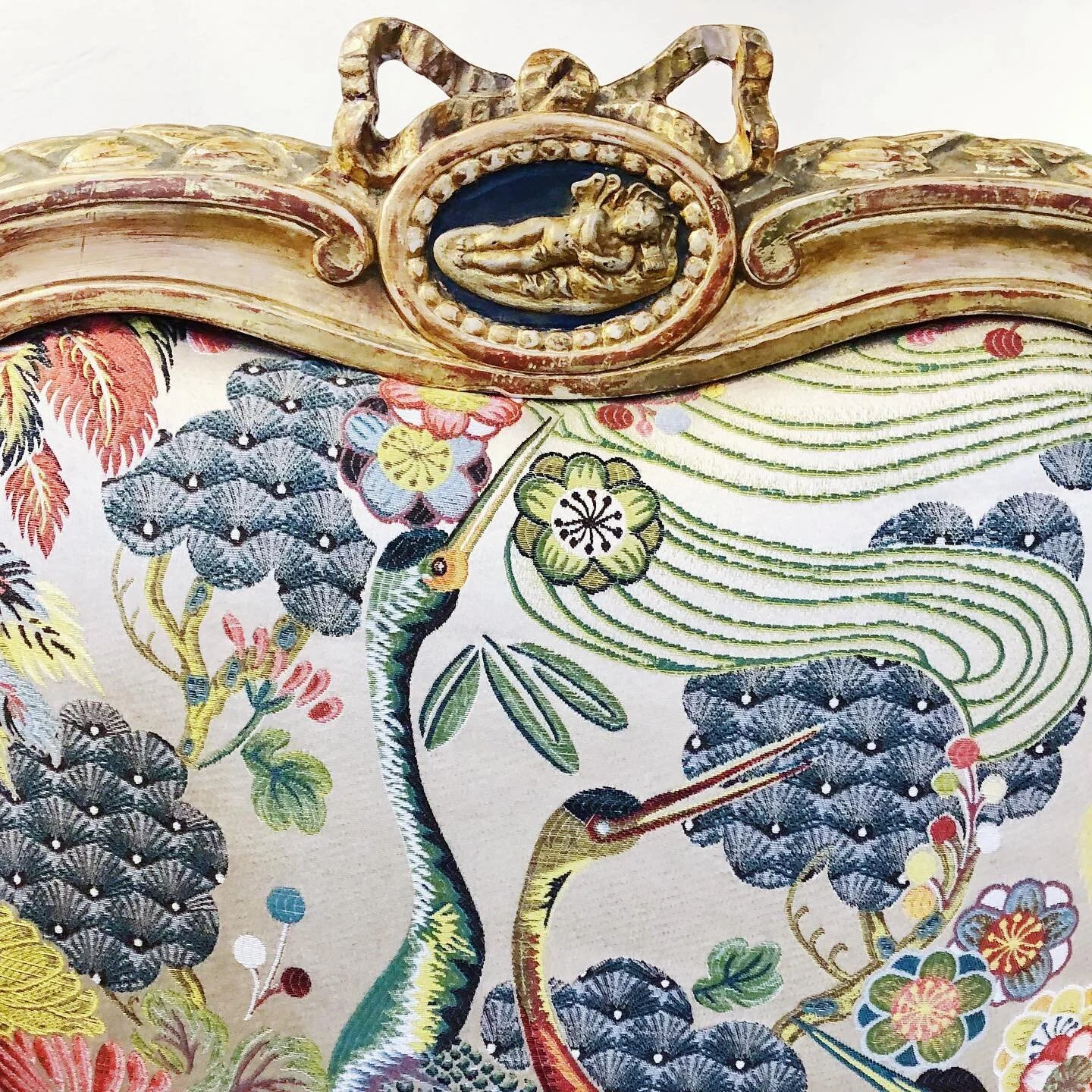 Stopped by Nick Brock Antiques and came across this stunning pair of unique late 18th Century Italian neoclassical gilt arm chairs with detailed carving and an upholstery that caught my eye. There are few things I love more than the craftsmanship of 