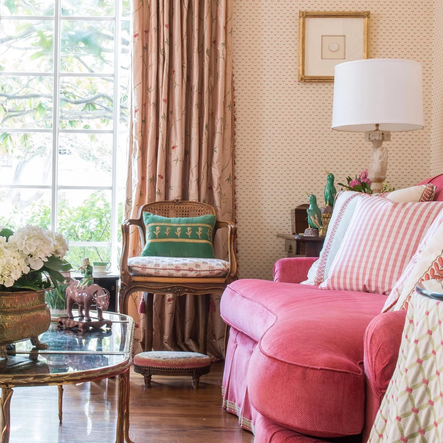 Cozy up on this snowy Valentine&rsquo;s Day! As a treat from us, enter today for 2 free hours of design time. Just tag two friends and like this post and our page! Current and future clients are welcome to enter. We&rsquo;ll select the winner and rea