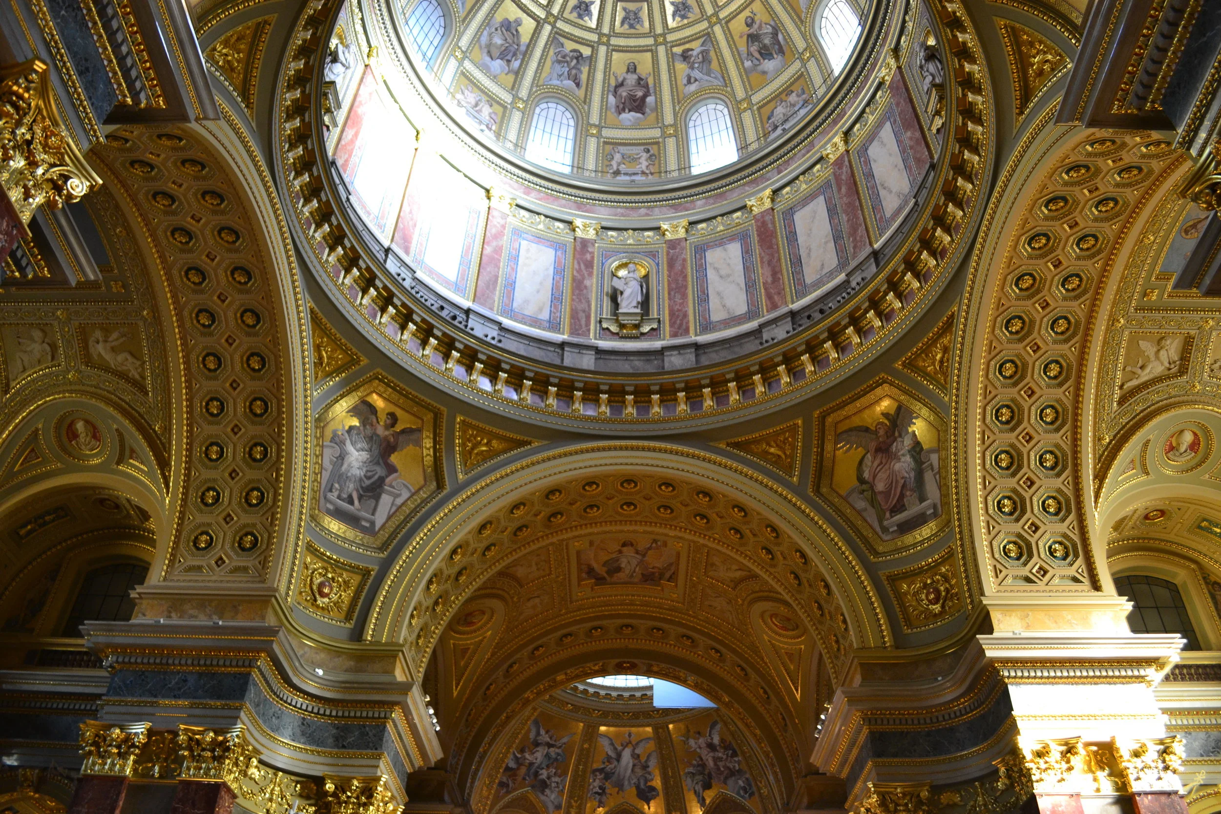 The inside of St. Stephen's Basiica