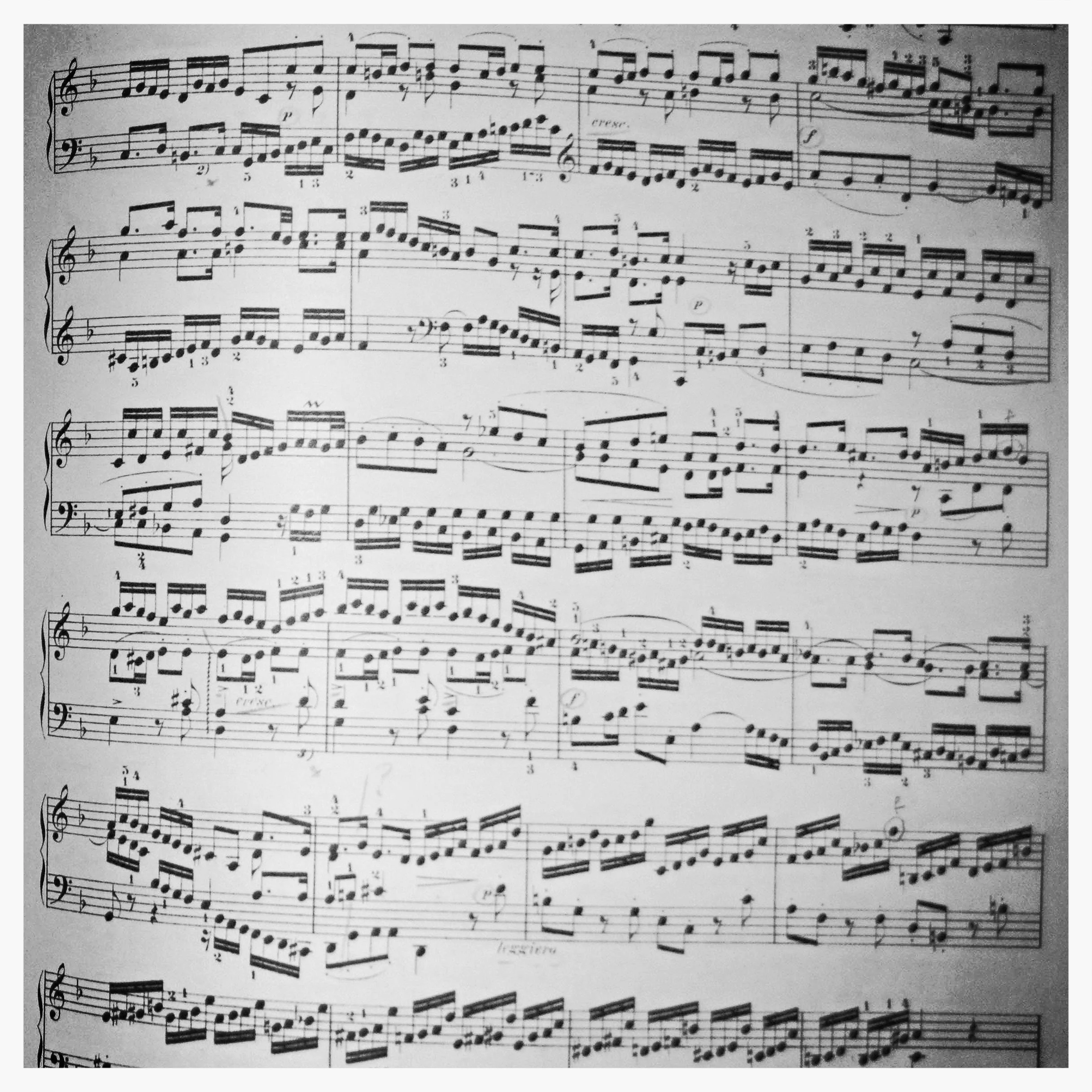 Beperkingen op auteursrechten van de maker staan in artikel 12 lid 5 en artikel 16 Auteurswet