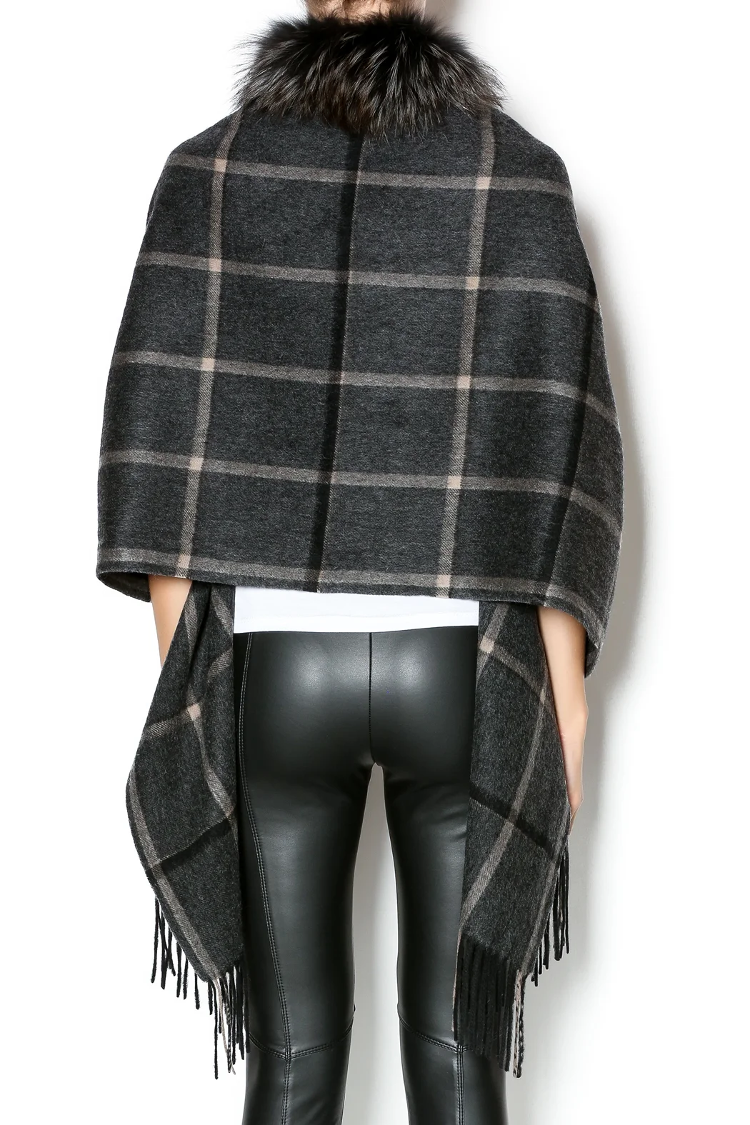 linda-richards-wrap-cape-0d0152df_l.jpg