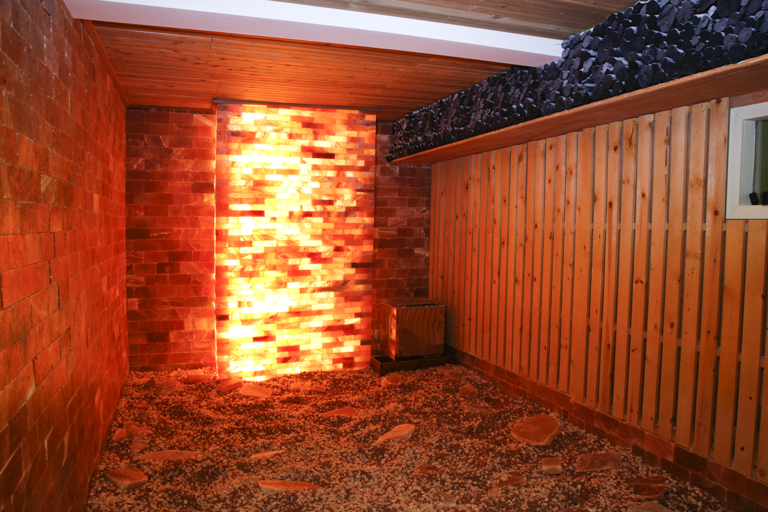 Salt Room Our Salt Room is lined with Himalayan salt blocks which help improve the respiratory system by clearing your pores and improving circulation.