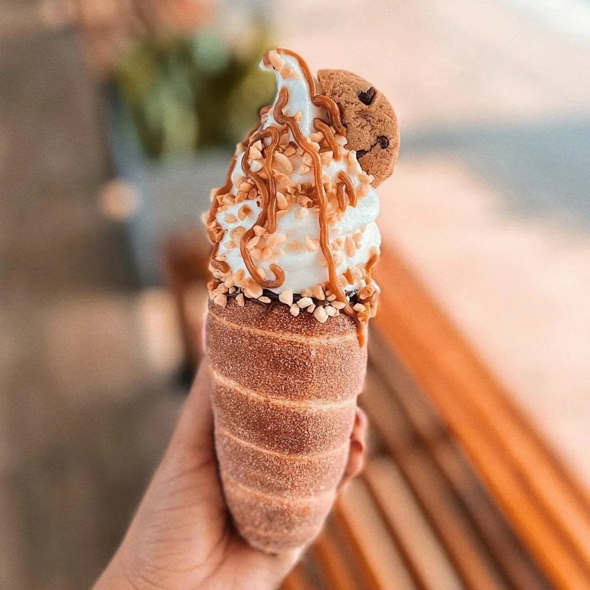 CHIMNEY CAKE