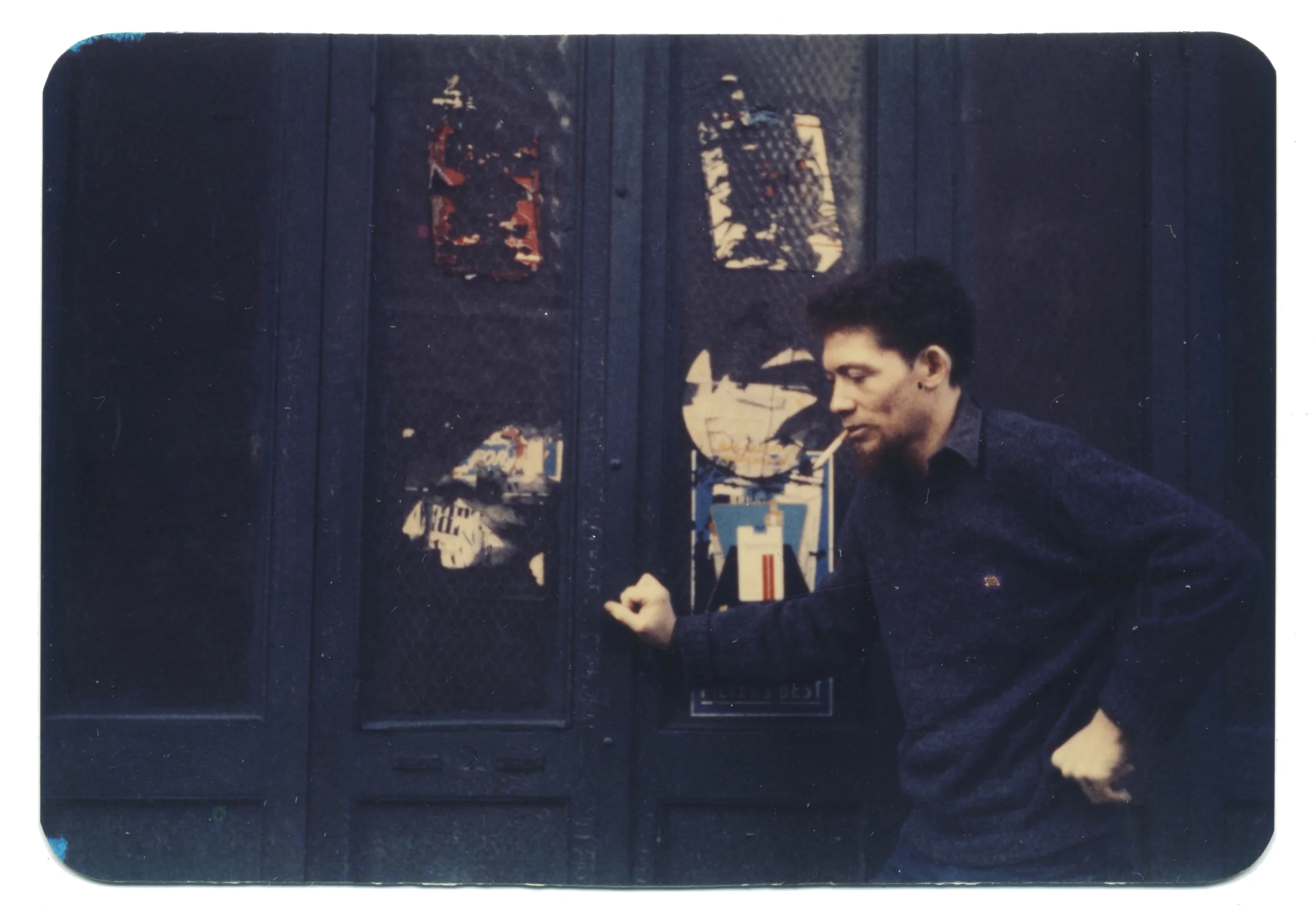 Benny Andrews on the Lower East Side, New York, 1958
96
Normal
0
false
false
false
EN-US
X-NONE
X-NONE
/* Style Definitions */
table.MsoNormalTable
{mso-style-name:"Table Normal";
mso-tstyle-rowband-size:0;
mso-tstyle-colband-size:0;
mso-style-noshow:yes;
mso-style-priority:99;
mso-style-parent:"";
mso-padding-alt:0in 5.4pt 0in 5.4pt;
mso-para-margin:0in;
mso-para-margin-bottom:.0001pt;
mso-pagination:widow-orphan;
font-size:12.0pt;
font-family:Calibri;
mso-ascii-font-family:Calibri;
mso-ascii-theme-font:minor-latin;
mso-hansi-font-family:Calibri;
mso-hansi-theme-font:minor-latin;}
1958 In July, Andrews graduates and leaves for New York City and joins Mary Ellen Jones Smith. That summer Smith gives birth to their first child, Christopher. Andrews finds an apartment for the family at 130 Suffolk Street on the Lower East Side. Andrews paints at home and cares for the baby while Smith works as a secretary.