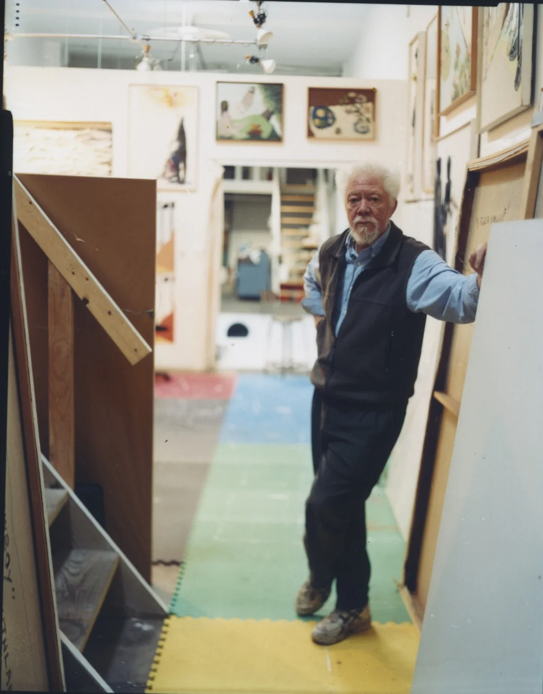  Andrews in his studio, 2006. Photo credit: Yuwadee Tantipech   2006   On November 10, Andrews dies of cancer in his New York home. He is 75.&nbsp;  