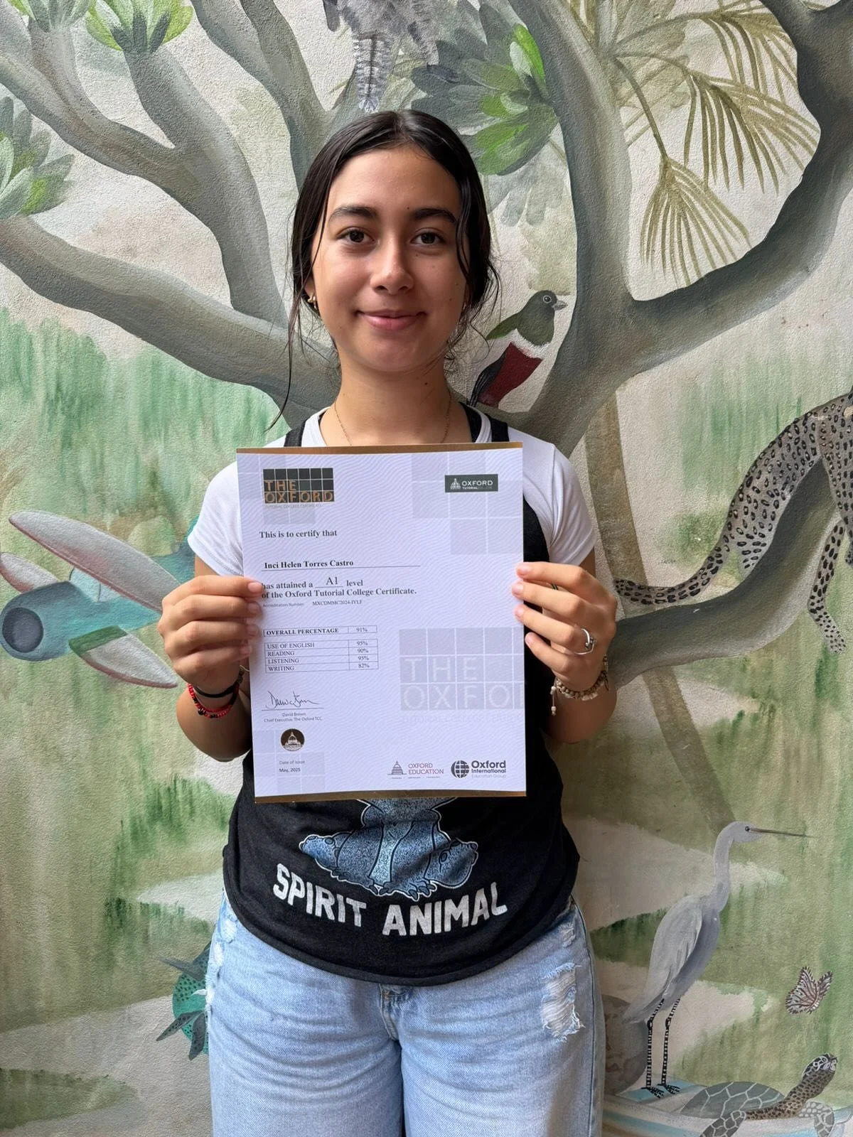 &iexcl;Estamos muy orgullosos de nuestros alumnos que recibieron su certificado de ingl&eacute;s con Oxford! 🏅📚 Su dedicaci&oacute;n, esfuerzo y constancia rindieron frutos. &iexcl;Muchas felicidades! 🎉👏

We are so proud of our students who recei