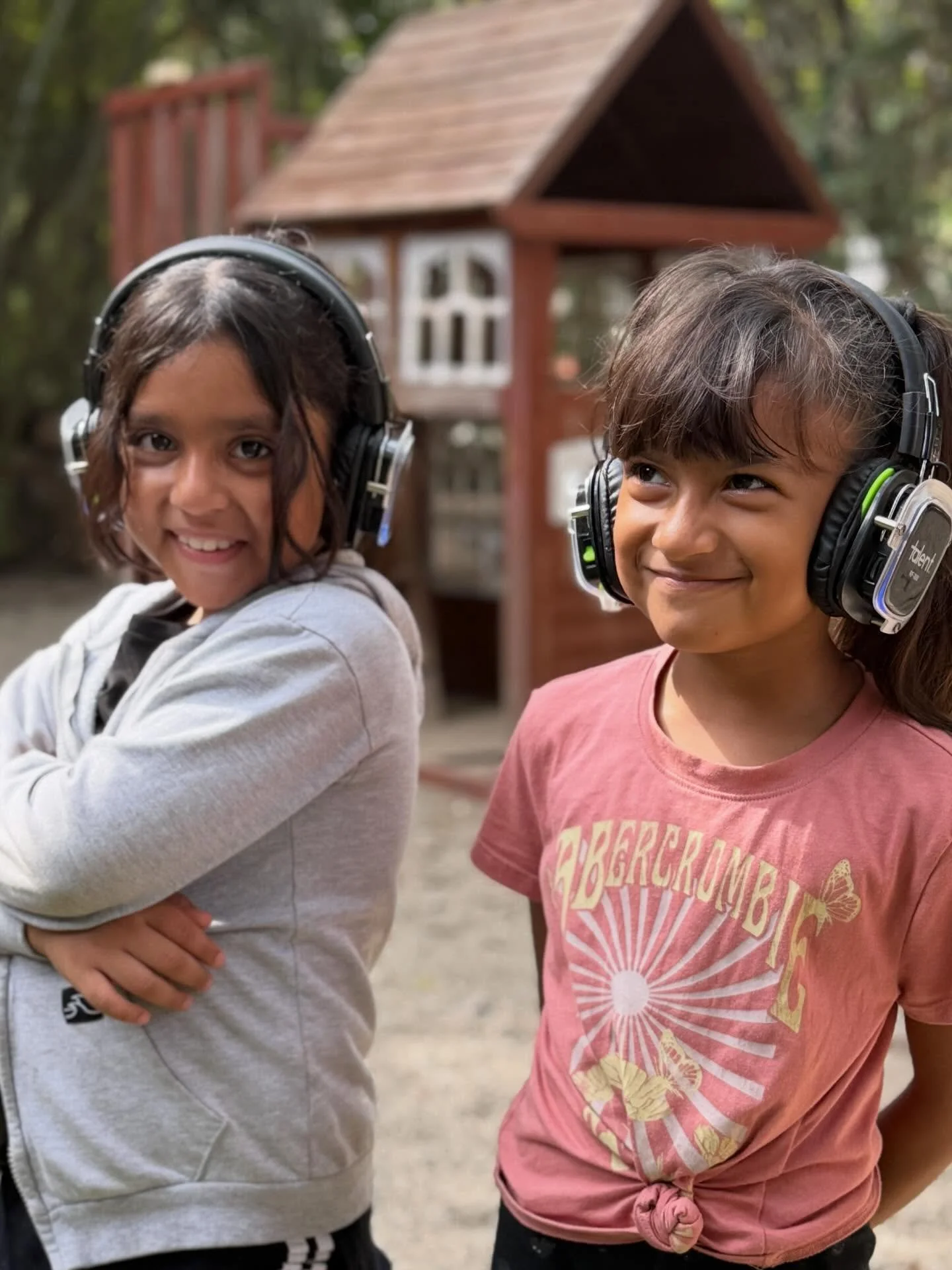 Tuvimos la visita de Daniel y su familia, quienes compartieron con nuestros alumnos sobre movimiento, ritmo y baile 💃🕺 Exploramos el cuerpo en movimiento, la expresi&oacute;n y la alegr&iacute;a de bailar juntos&hellip; &iexcl;y cerramos con un inc