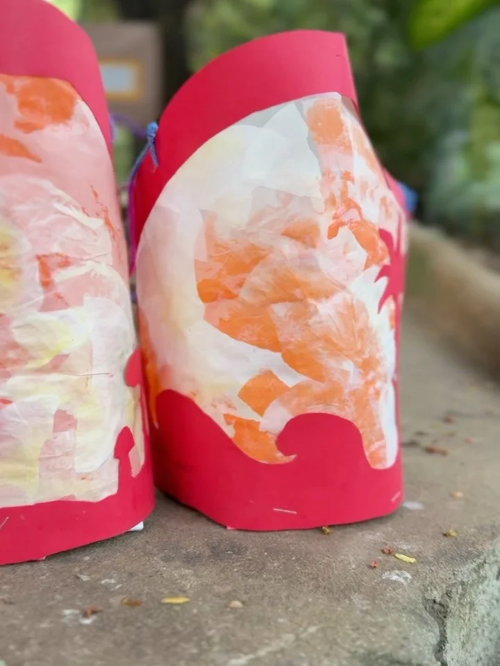 Nuestro Festival del Farol en noviembre es una celebraci&oacute;n llena de luz, calidez y uni&oacute;n. 🏮 Compartimos nuestra luz, sonrisas y deliciosos alimentos, creando momentos que se quedan en el coraz&oacute;n. Gracias a todas las familias, al