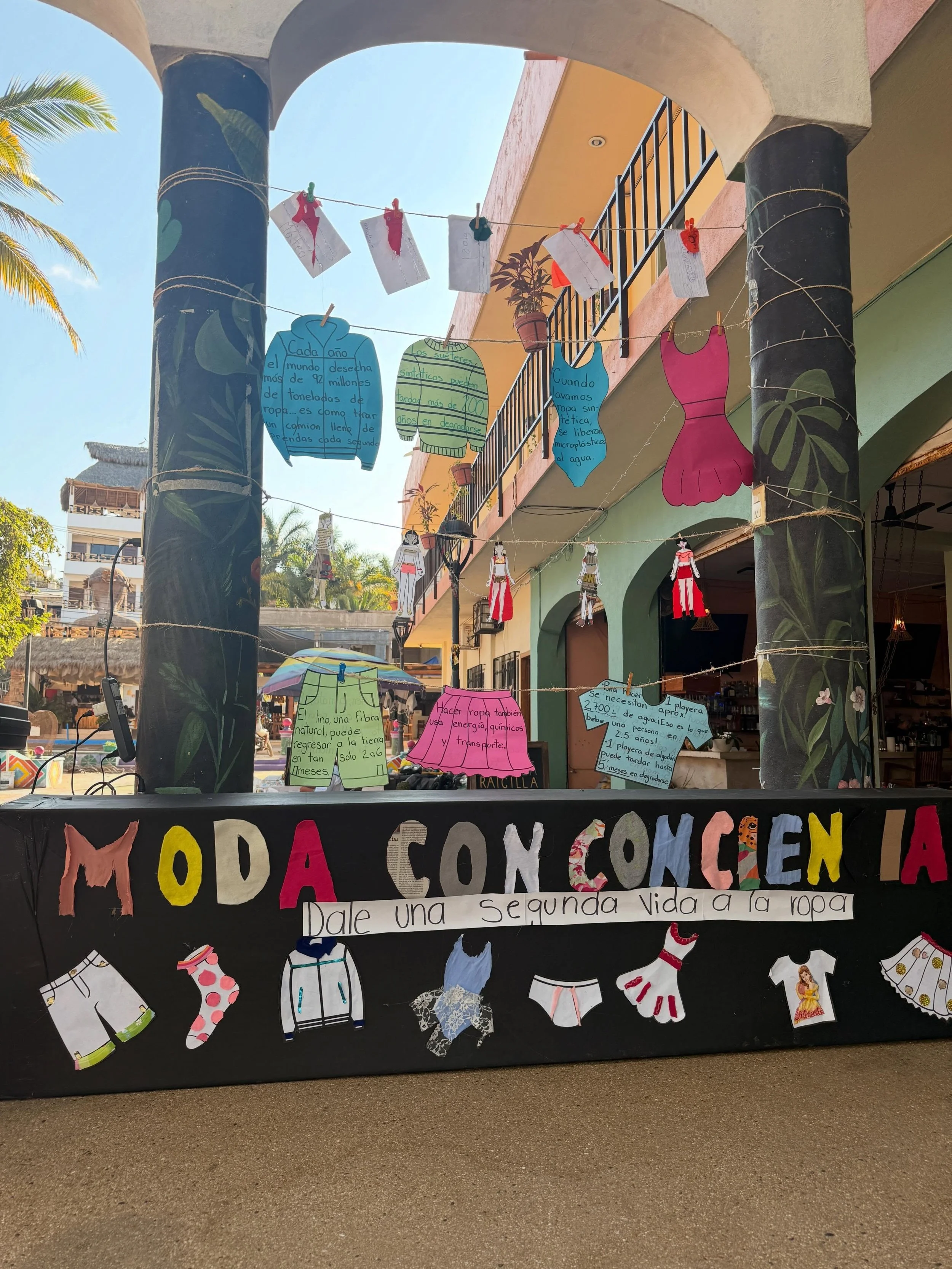 🌎♻️ &iexcl;Nuestra Tercera Feria Ambiental fue todo un &eacute;xito! ♻️🌎Nos sentimos muy orgullosos de nuestros alumnos, quienes realizaron incre&iacute;bles presentaciones para compartir sus proyectos, ideas y propuestas en favor del cuidado del m