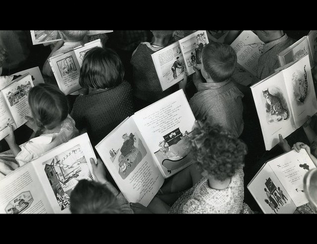 children-reading.jpg