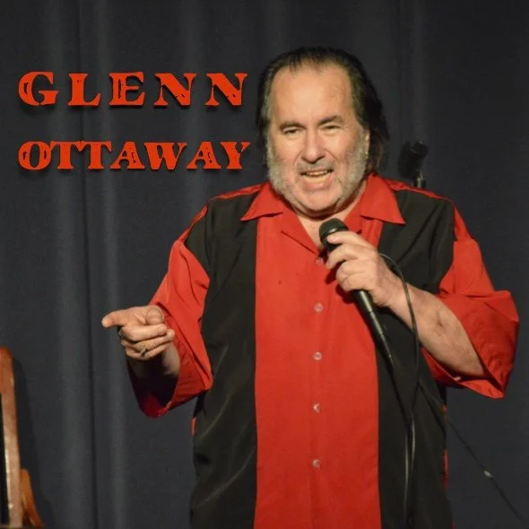 Glenn Ottaway doing stand up comedy at Dave &amp; Busters Vaughan