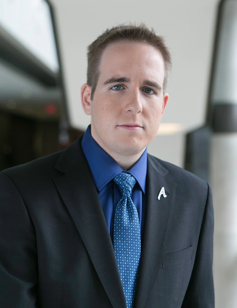 James Alan Headshot at University of Toronto Mississauga campus