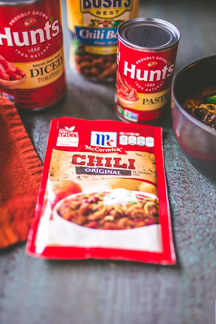 Overnight Slow Cooker Chile Con Carne — insolence + wine