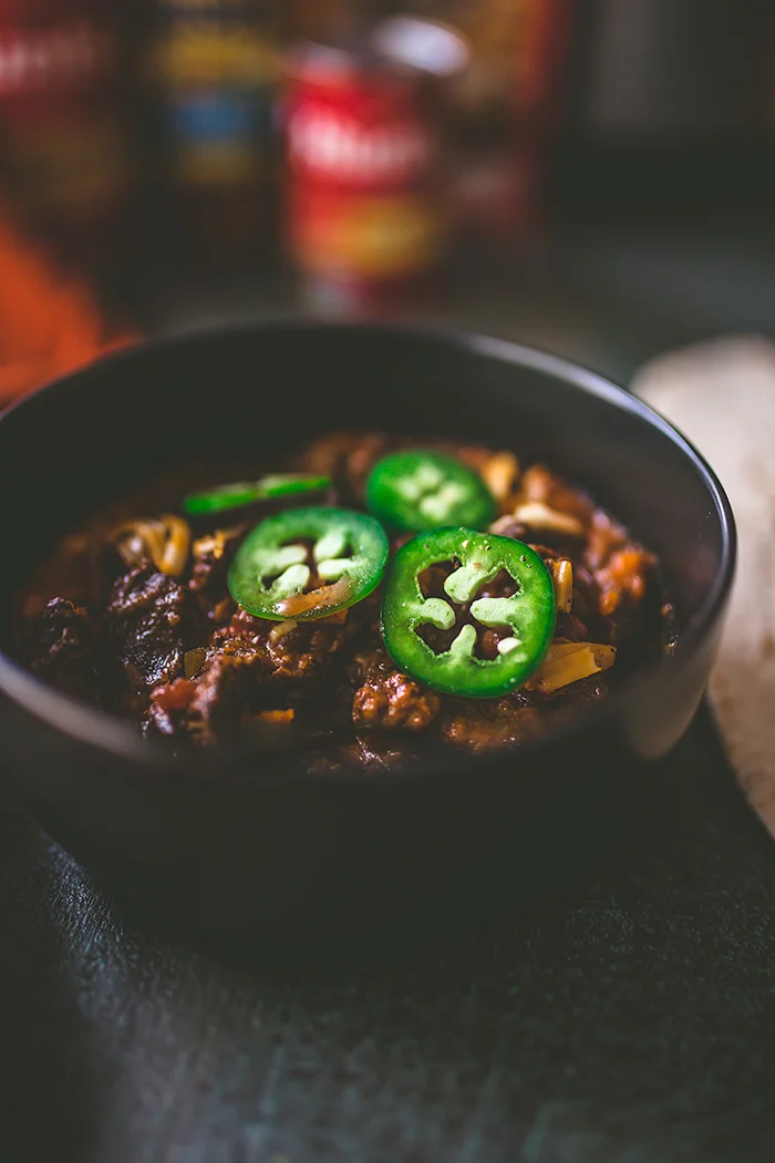 Overnight Slow Cooker Chile Con Carne — insolence + wine