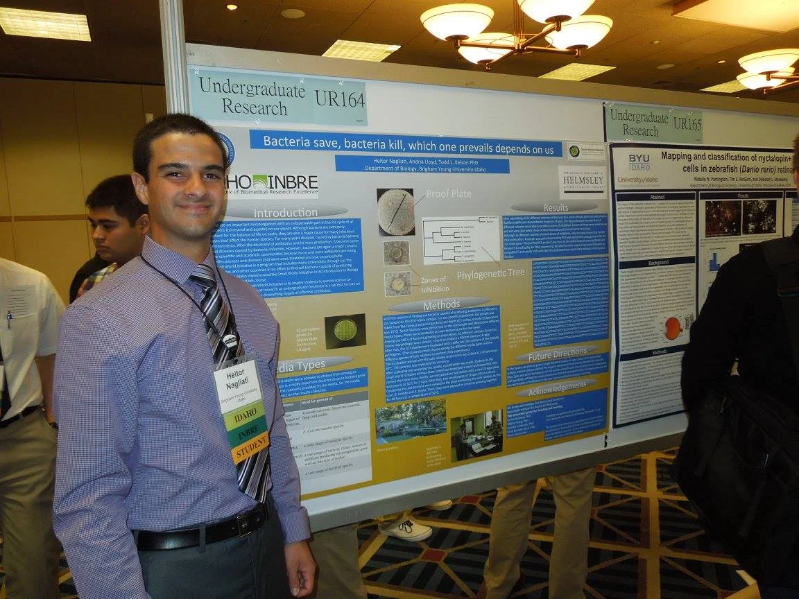 Todd Kelson's student Heitor Nagliati proudly presenting at the 2015 NIH IDeA Western Regional Conference