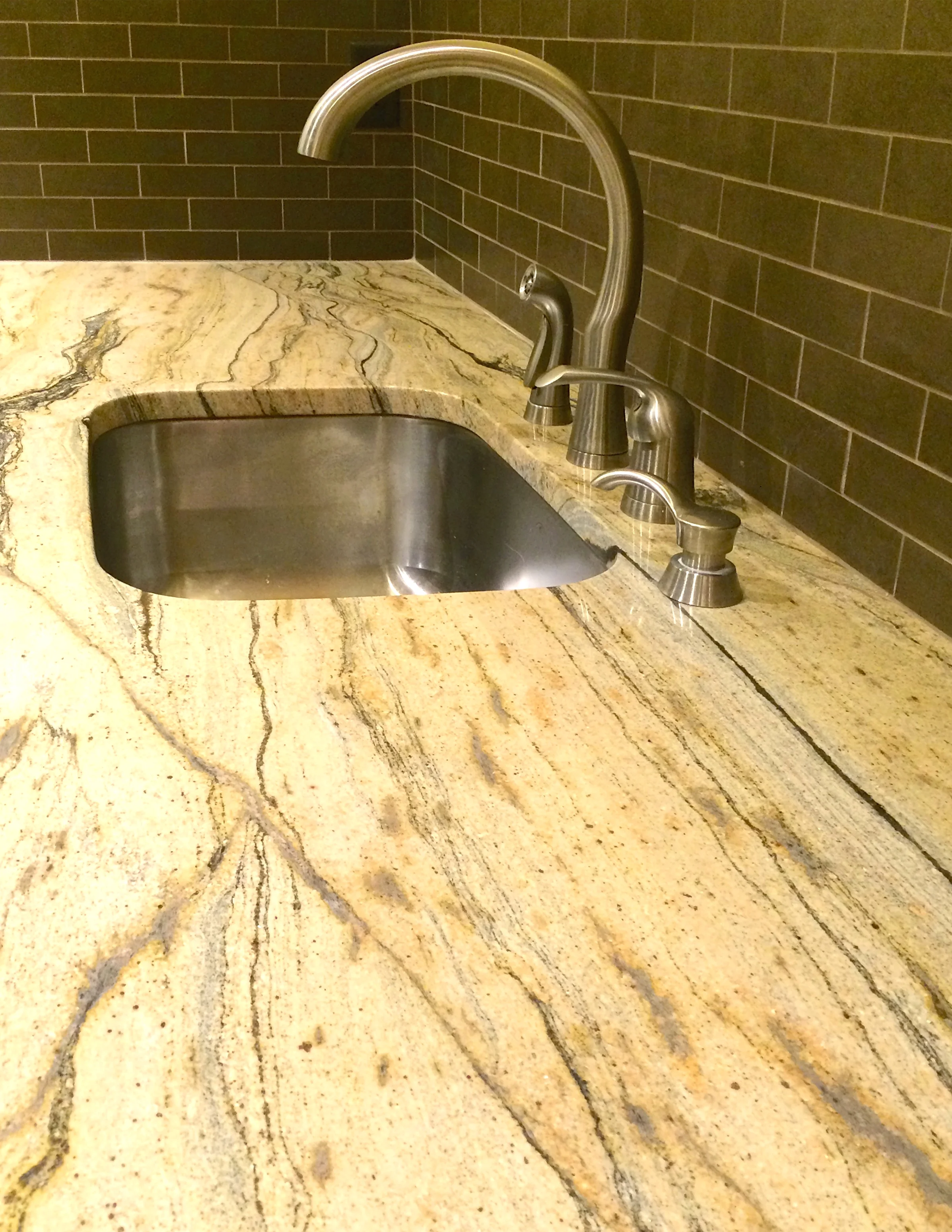 granite.detail.3jpg.jpg