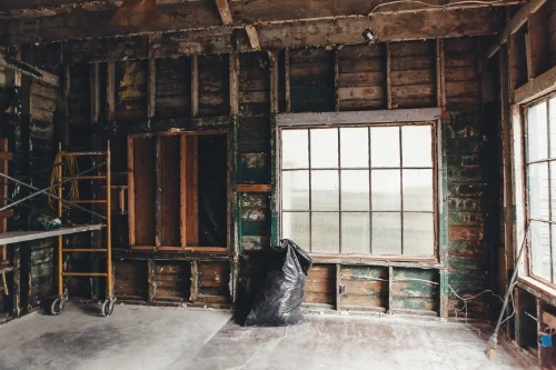 “Standing inside the vacant walls, I felt an instant connection,” explains Brimmer & Heeltap's proprietress Jen Doak, of the old studio space. 