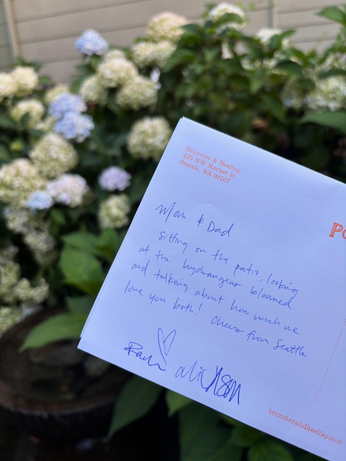 Some moments are too sweet not to share. 💌

Every menu at Brimmer &amp; Heeltap doubles as a postcard, and we love helping you reach out to the ones you&rsquo;re thinking of.🤍

Whether you&rsquo;re sharing what you enjoyed, missing someone you love