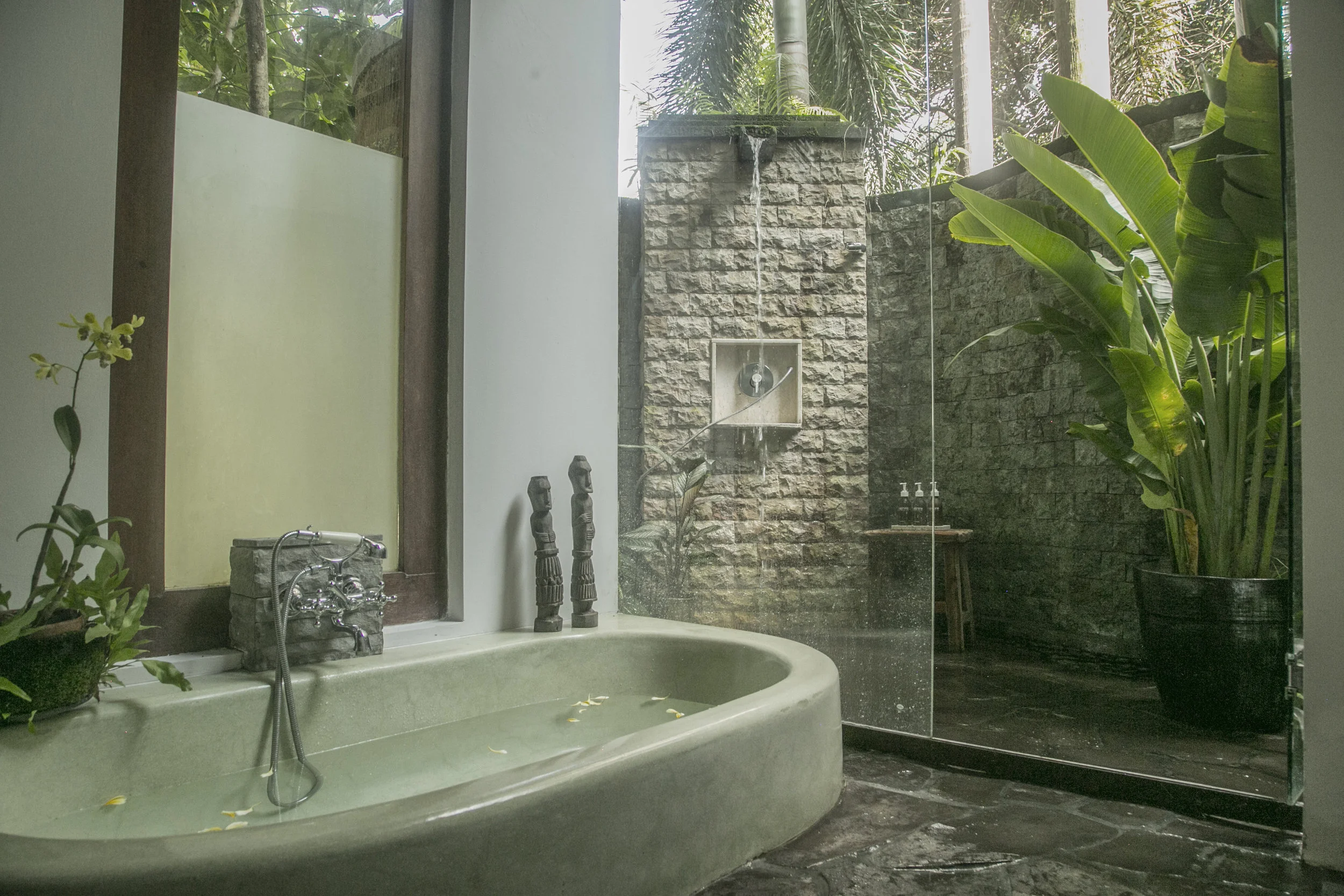 u2 bath.jpg