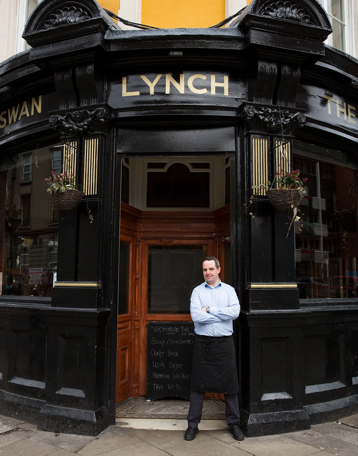 LGarcia_TheSwanBar_535.jpg