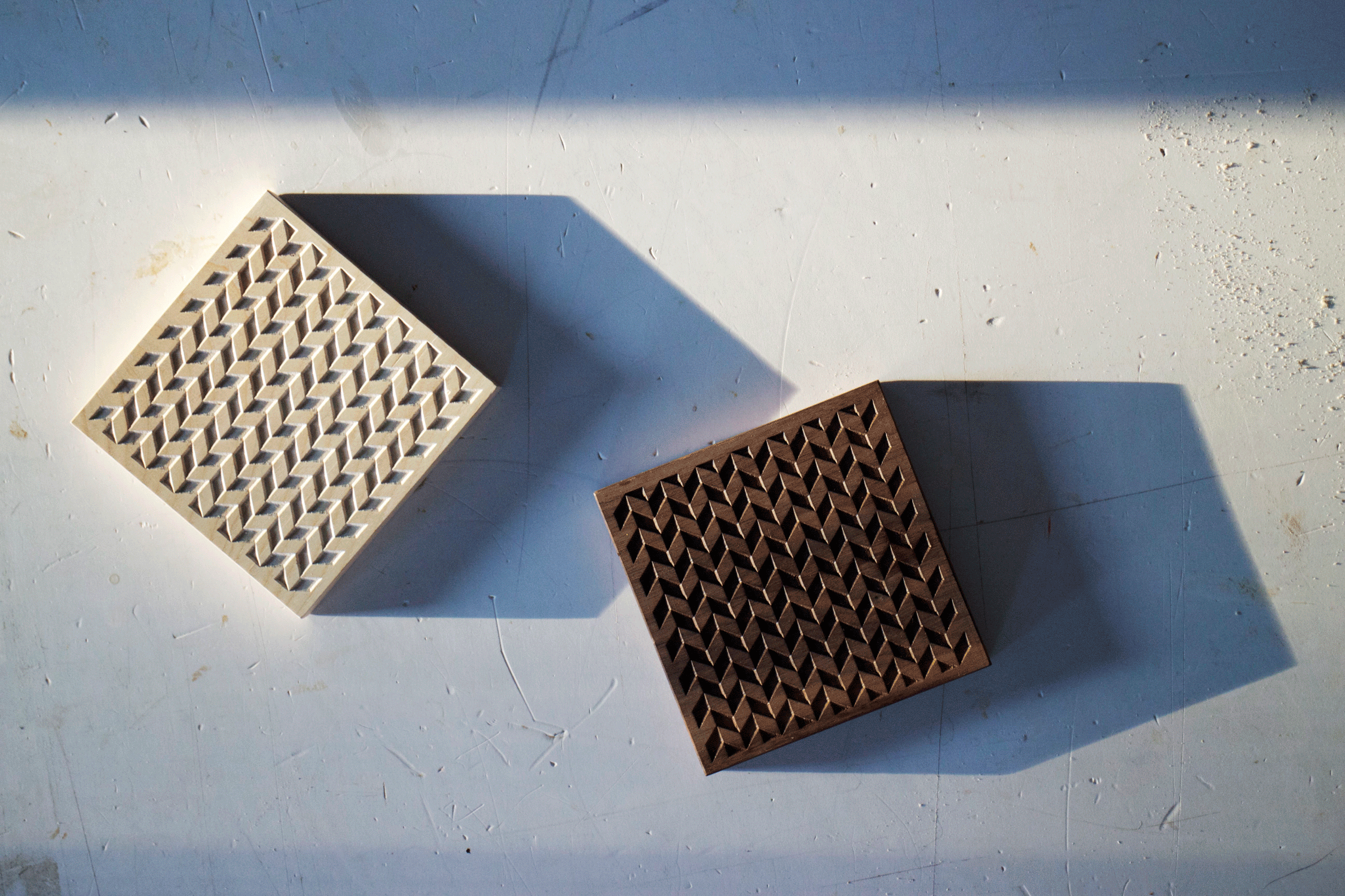 trivet03.gif