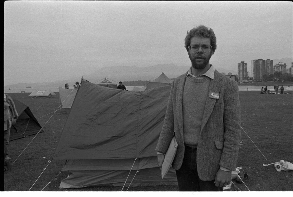 Tenants tent-in at Vanier Park, 1983