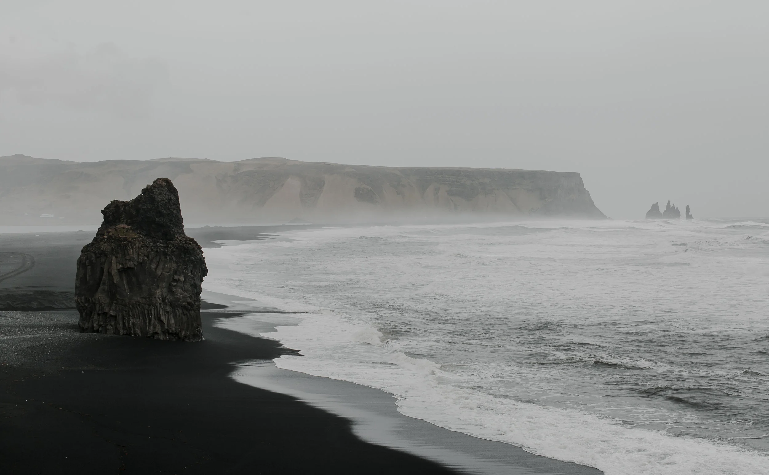 IcelandWeddingPhotosElopementBlogPost-213.jpg