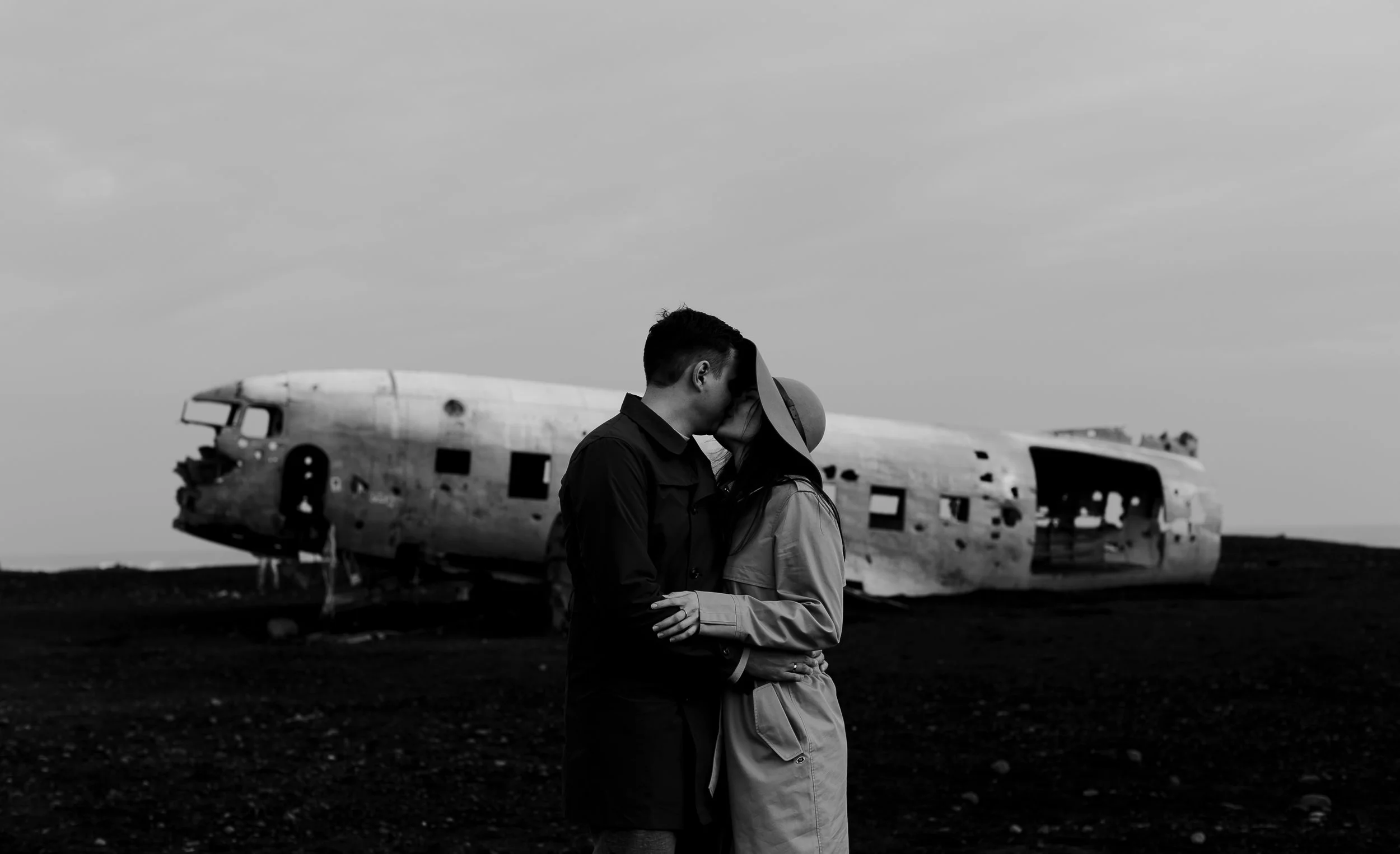 IcelandWeddingPhotosElopementBlogPost-246.jpg
