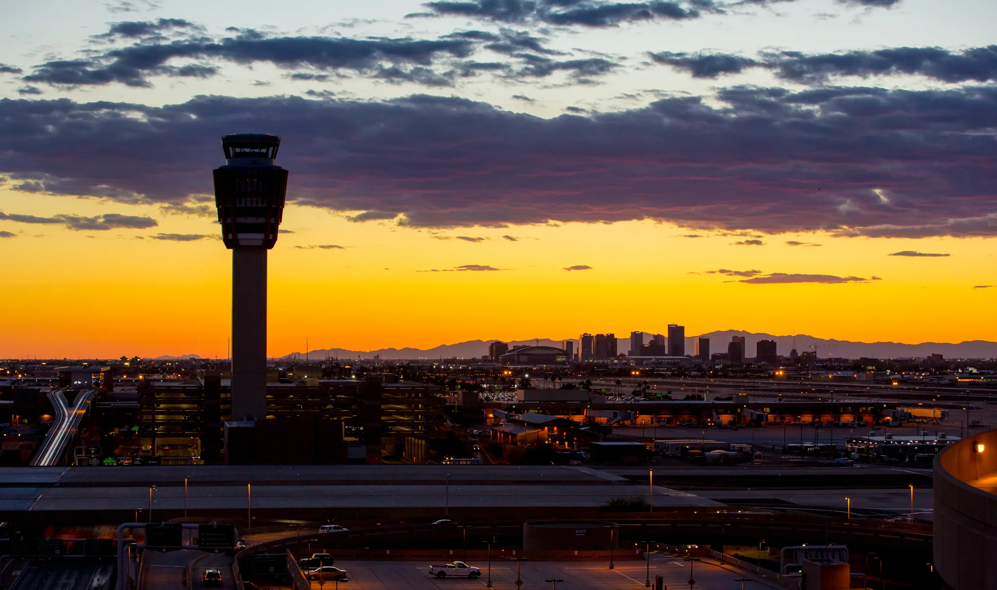 Phx Skyline From Sky Harbor Small_2T8B5681.jpg