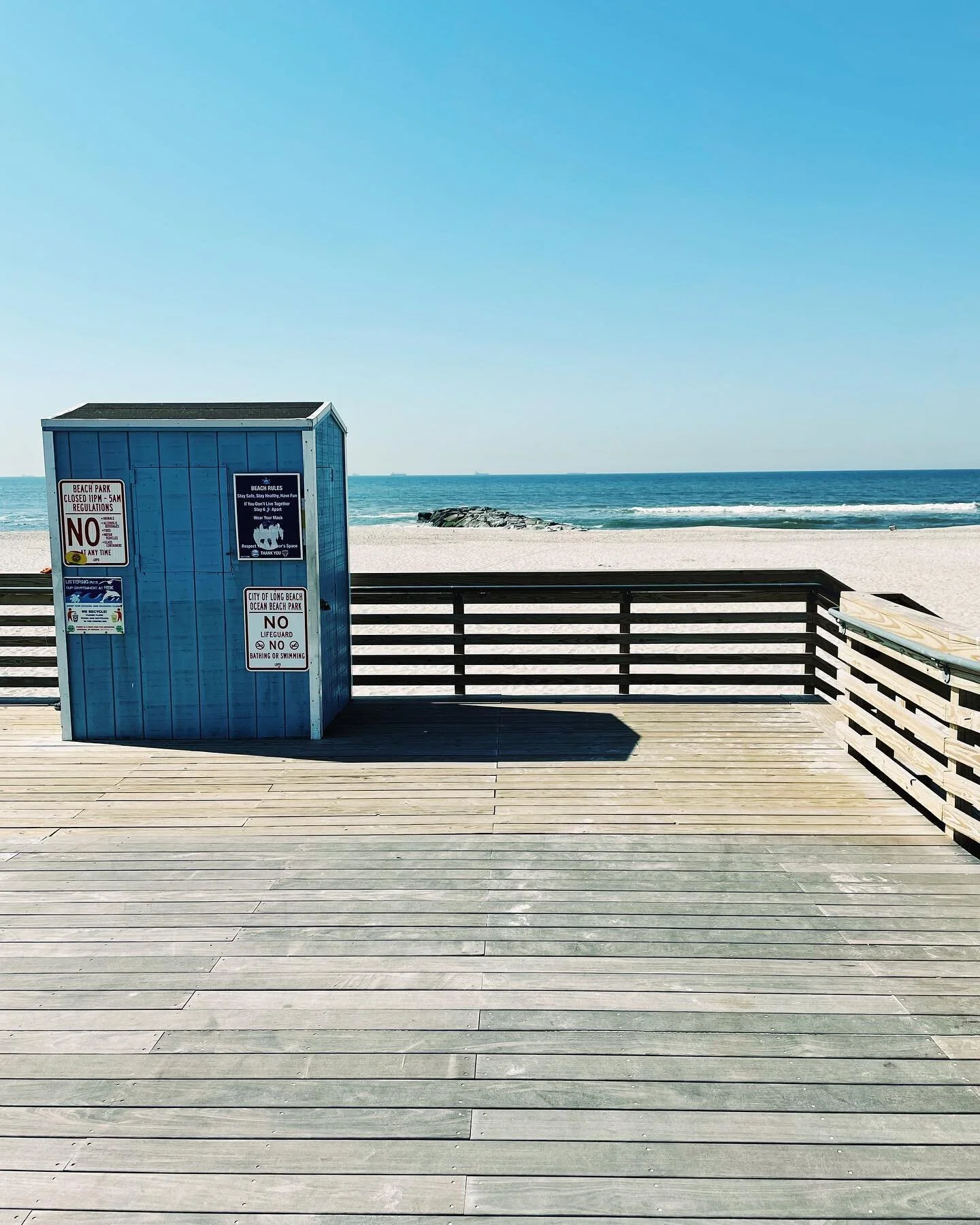 &lsquo;tis the season for only posting beach + beach-adjacent photos
