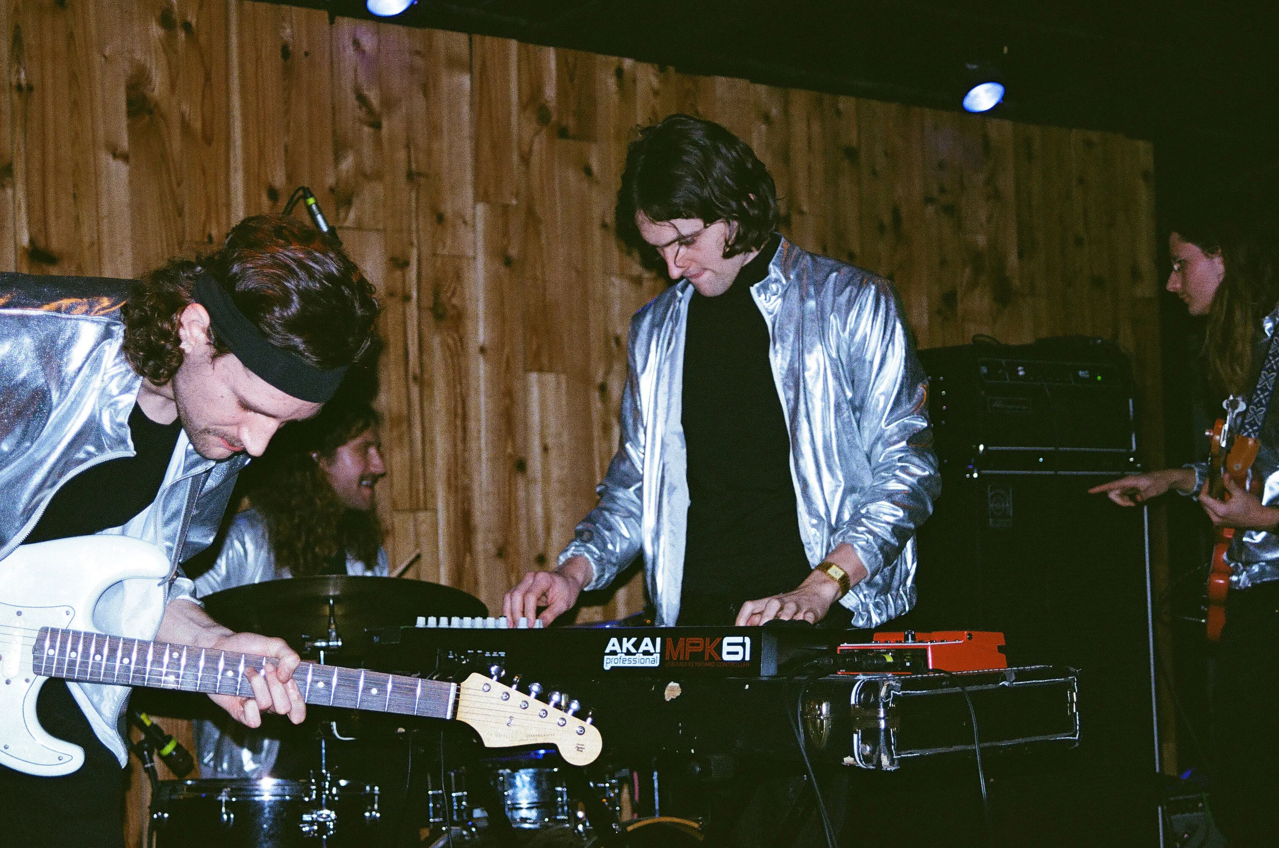 Sports Band-2.jpg