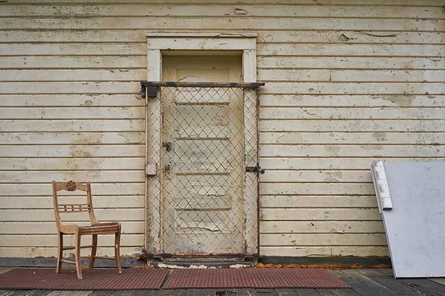 It's weird how loud the quiet can be
.
.
.
.
.

#abandoned #urbandecay #urbex #abandonedplaces #urbanexploration #landscapephotography #landscapelover #instagood #landscape #getlost #doorsofinstagram #tinnitusdoesnthelpeither