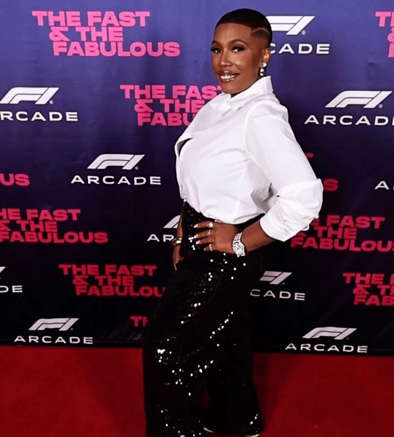 PHOTO/VIDEO DUMP: Probably been one of the fastest and most fun 3 months I&rsquo;ve had in a while! I want MORE! 

💒 Officiated a wedding in LA
🏒 Hosted Hockey in Henderson 
🎤 Emceed my first game at UNLV Men&rsquo;s Basketball
🎤 Interviews on th