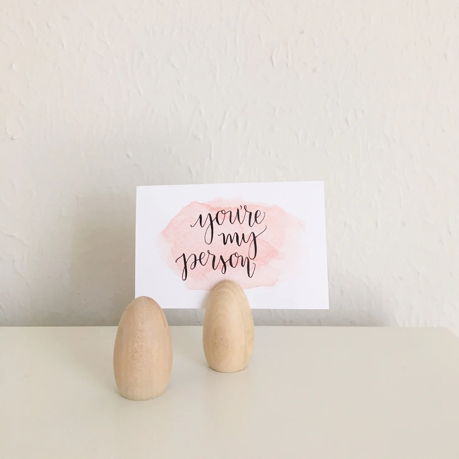 WOODEN PLACECARD HOLDERS (75)