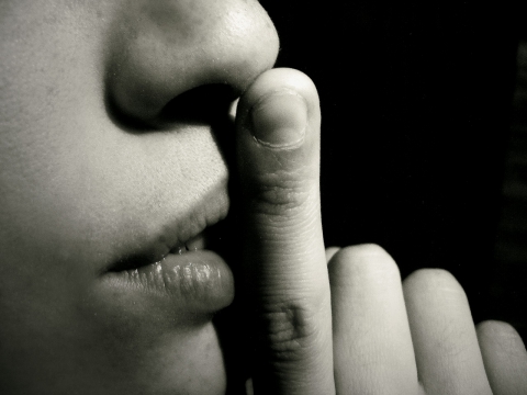 silence_cc_albertoortiz.jpg