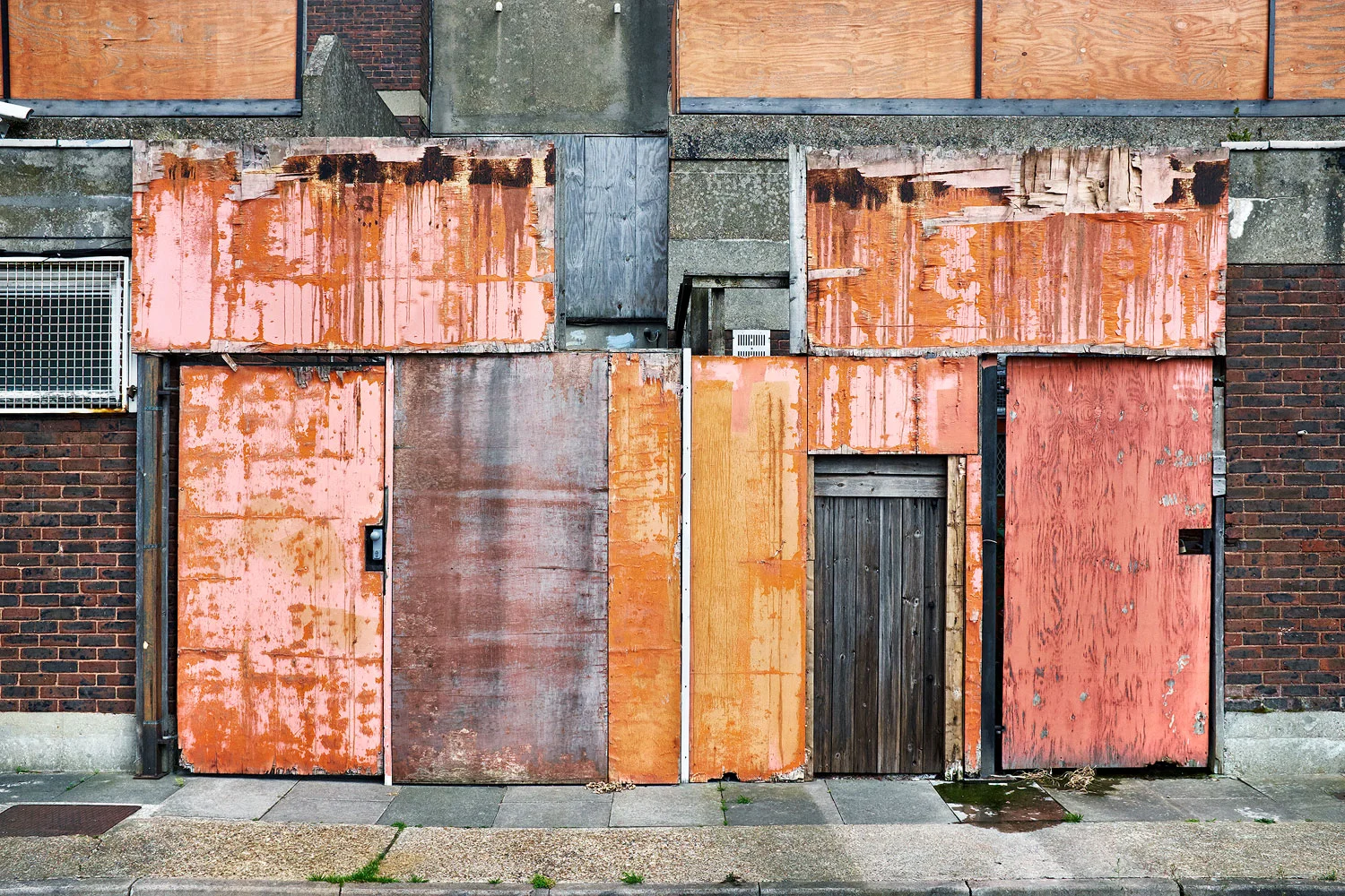 Nolan Way, E5
