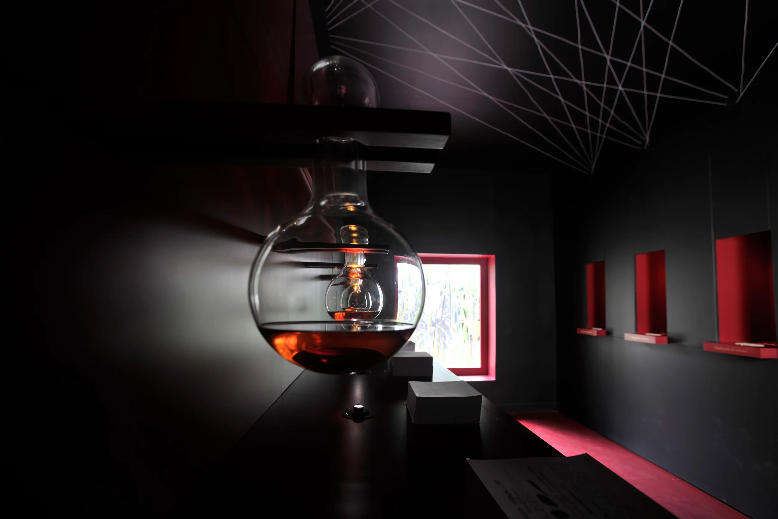 DETAIL ATELIER OLFACTIF_FLACONS 2 (reteneue).JPG