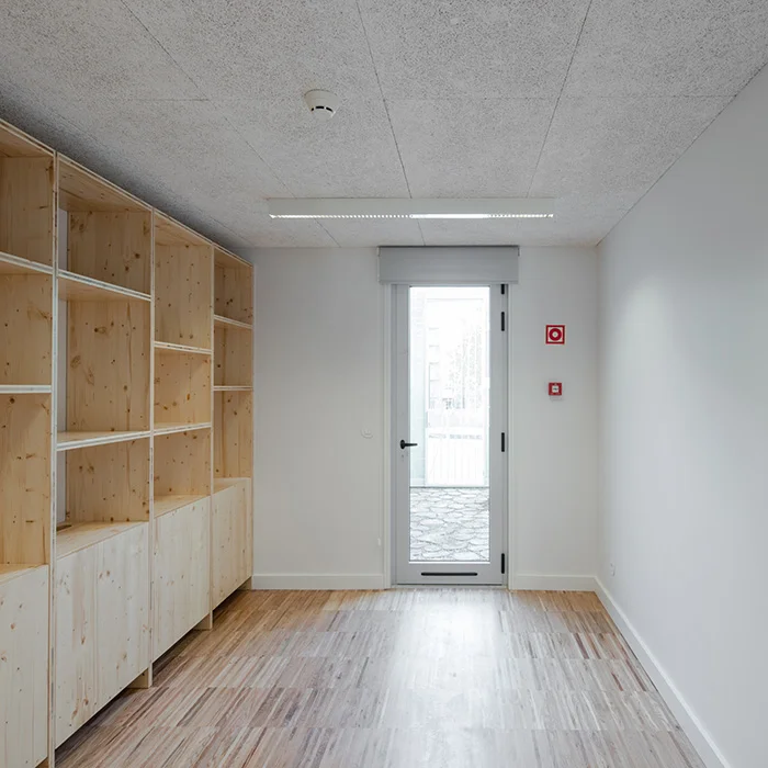 ALArquitectos - Casa Acreditar Porto 09.jpg