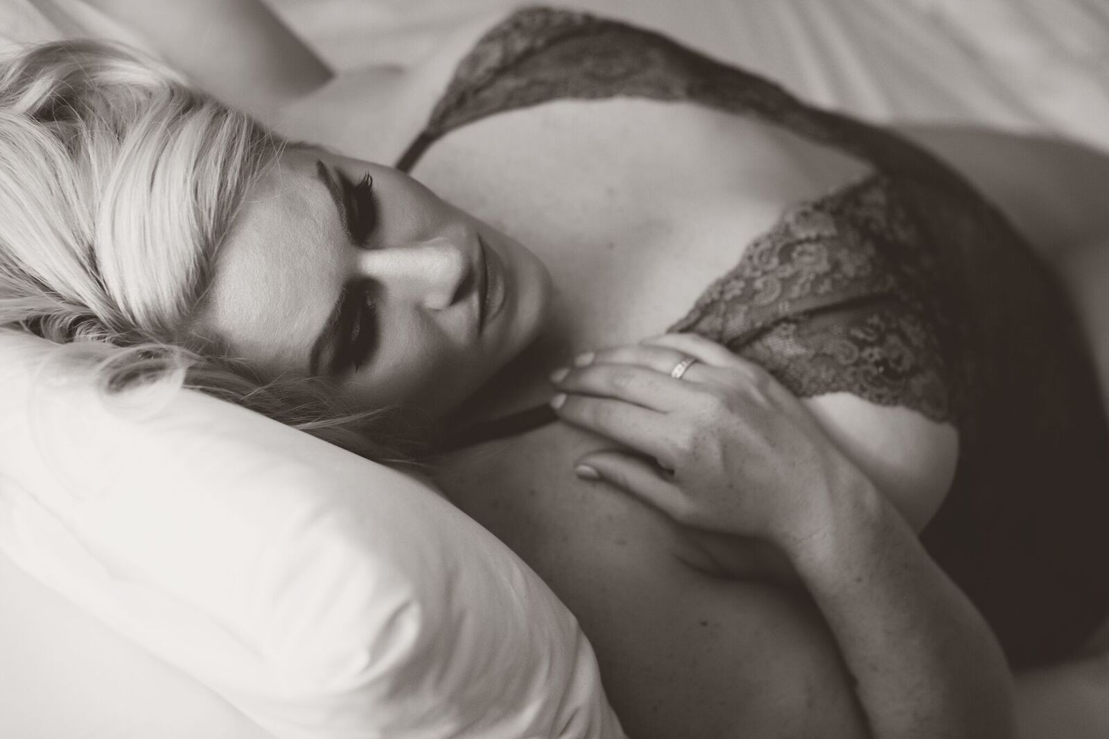 0257 Boudoir-Photography-The Adore Girls-Nashville-.jpg